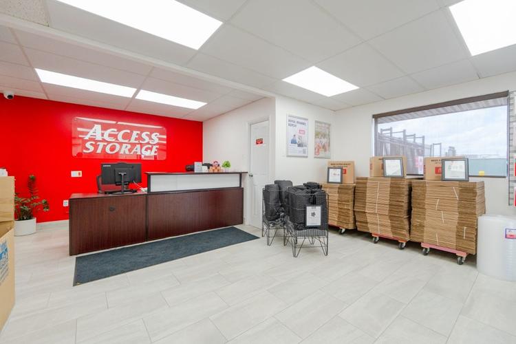 Oakville Storage Units Near You | 6+ Sites 4 Weeks Free!