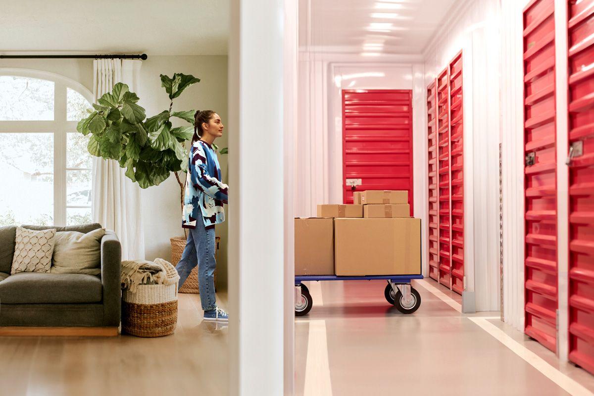 Home_Staging_Red-1200x800.jpg